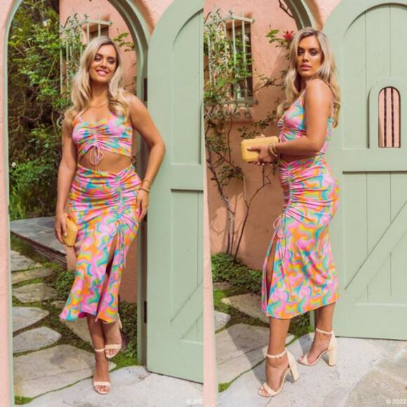 Show Me Your MuMu x Barbie Party Wave Set Retro Print Pink 1X Plus Romantic - Picture 1 of 6